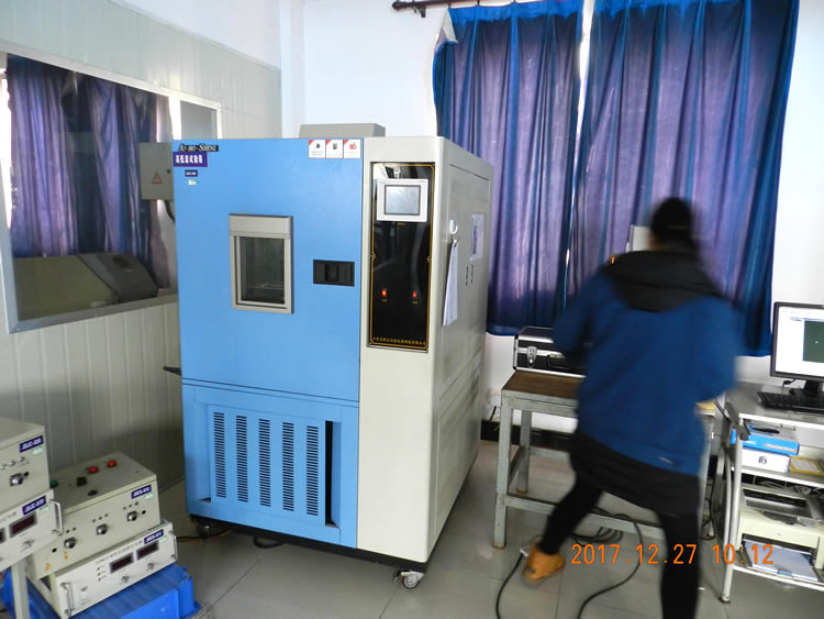 �ߵ���������